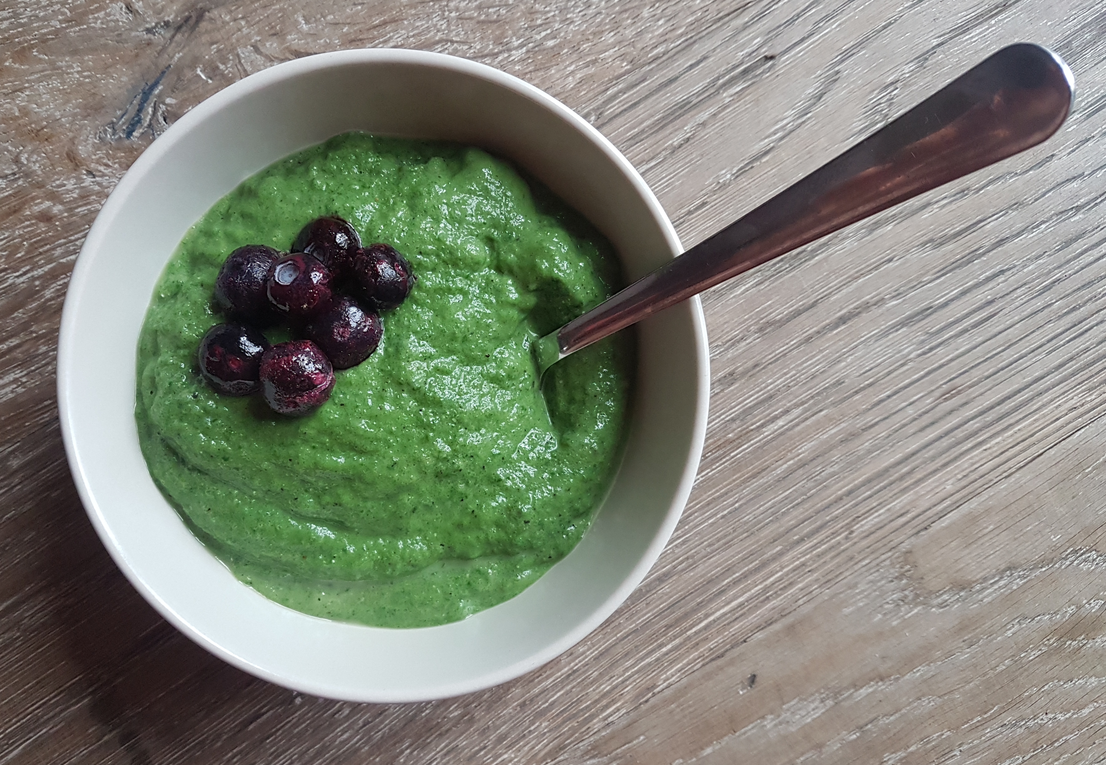 Recept: Smoothie bowl met jodium & essentiele suikers